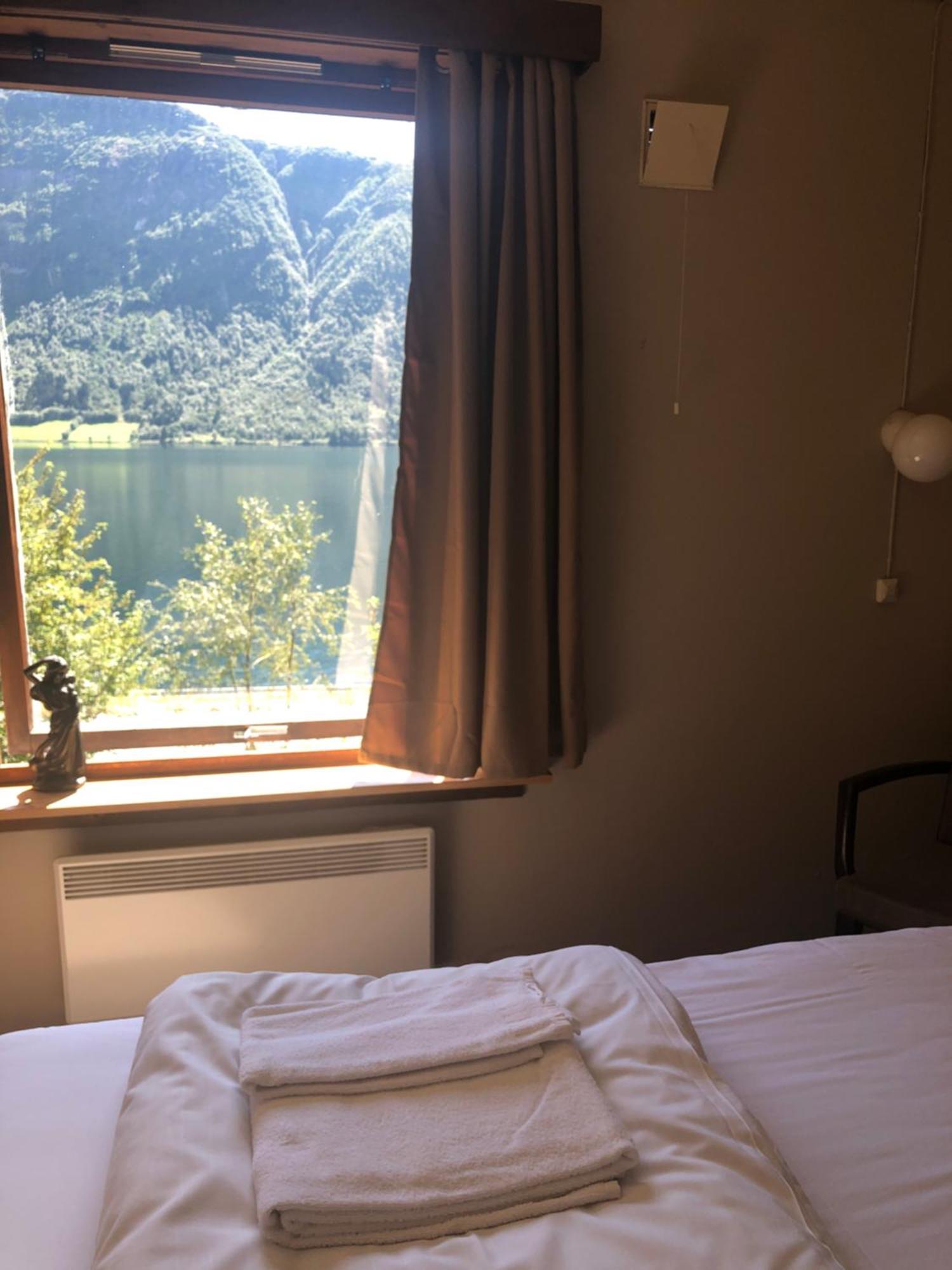 Jolster Lake View Ardal  Ngoại thất bức ảnh